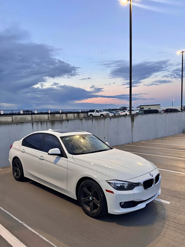 2013 BMW 3 Series - 328i Sedan 4D