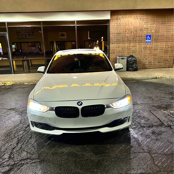 2015 BMW 3 Series - 320i Sedan 4D