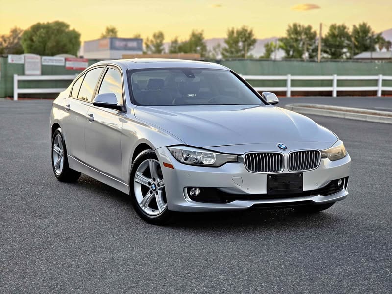 2012 BMW 3 Series - 328i Sedan 4D