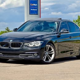 2018 BMW 3 Series 330i xDrive Sedan 4D