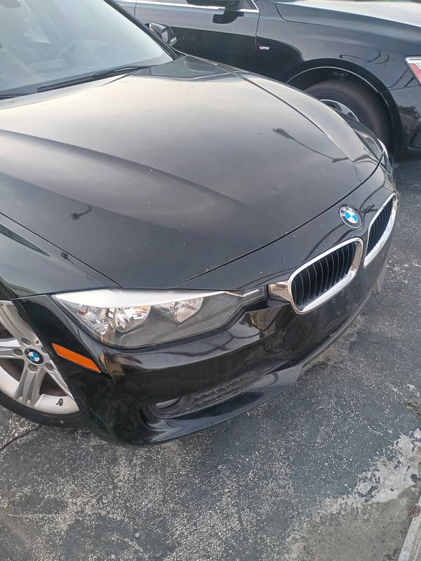 2013 BMW 3 Series - 320i Sedan 4D