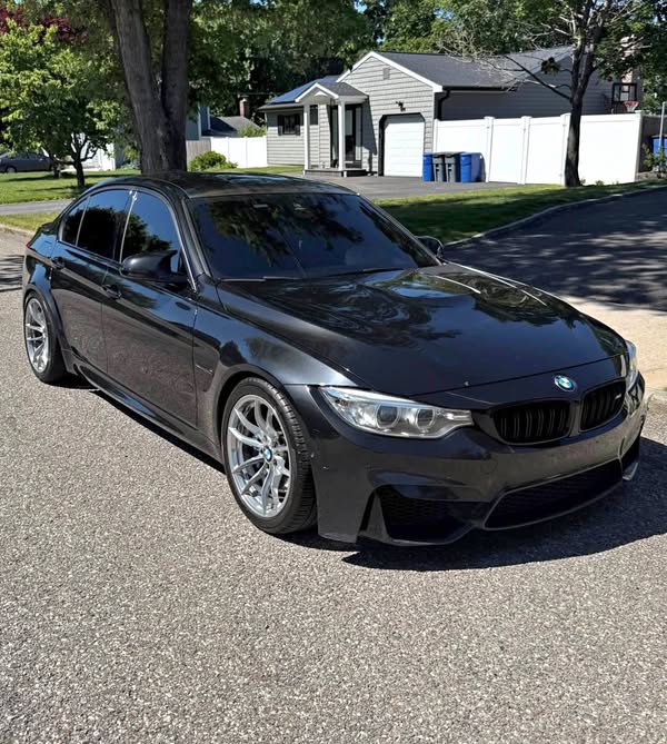 2017 BMW M3 - M3
