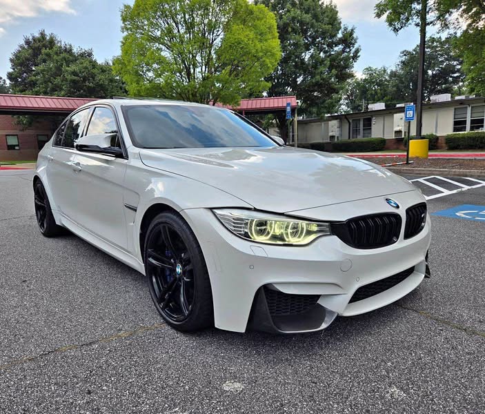 2016 BMW M3 - M3