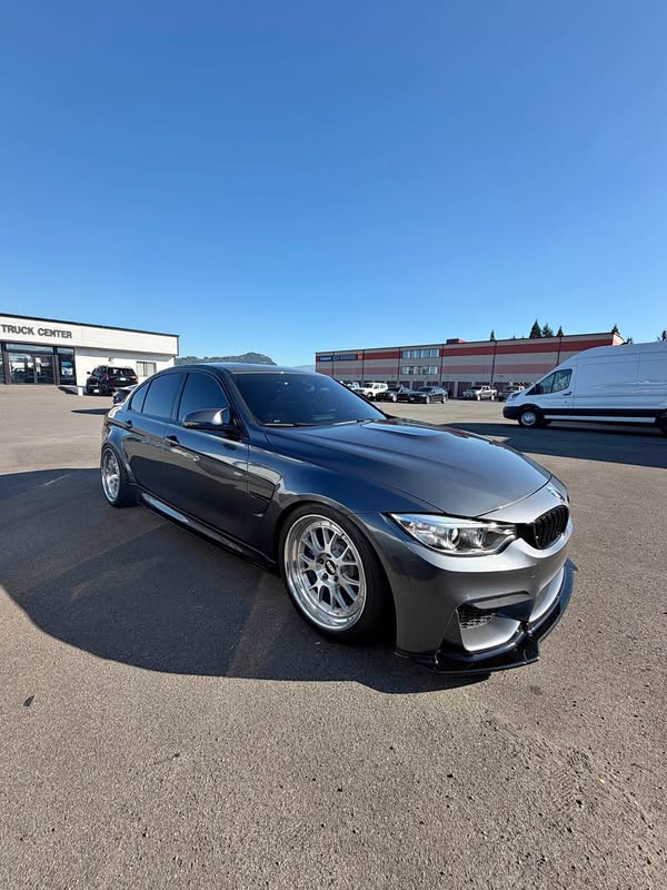 2016 BMW M3 - M3