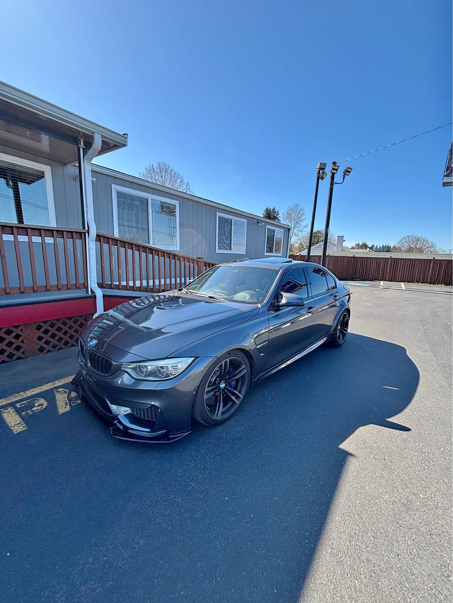 2016 BMW M3 - M3
