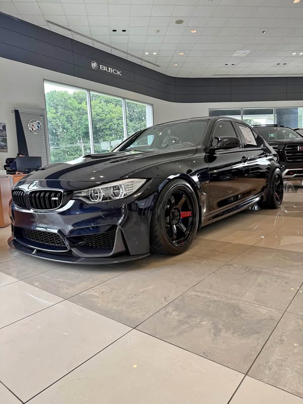 2016 BMW M3 - RWD Sedan