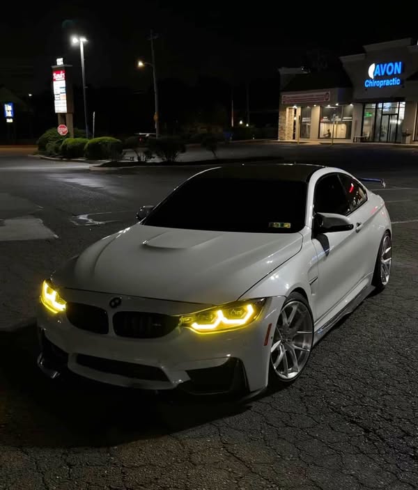 2017 BMW M4 - M4