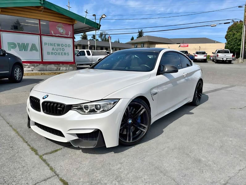 2015 BMW M4 - Coupe 2D