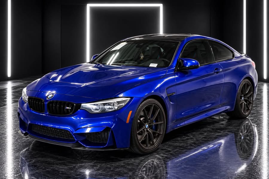 2020 BMW M4 - CS Coupe 2D