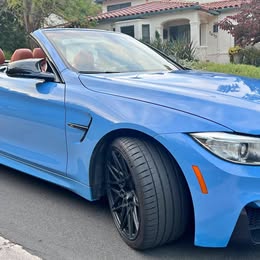 2016 BMW M4 Manual (1 of 1)