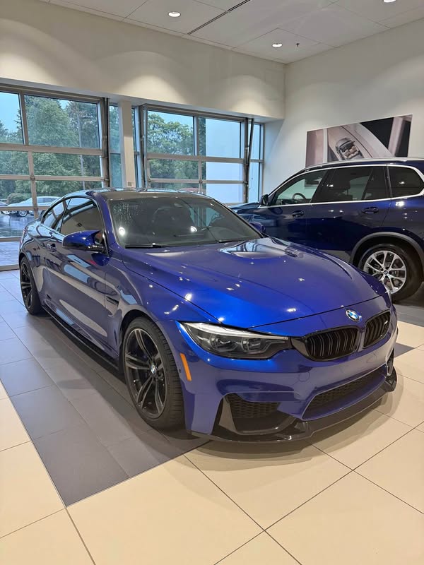 2020 BMW M4 - Coupe 2D