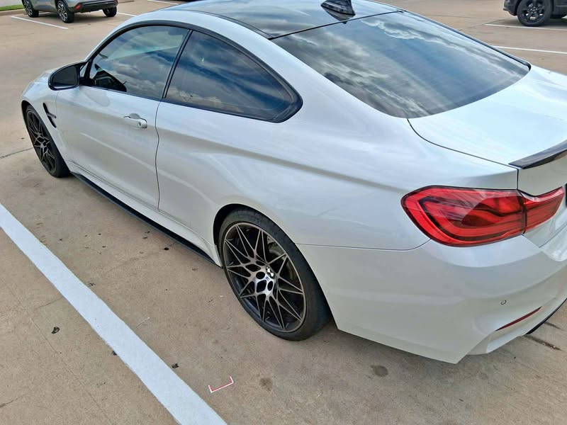 2018 BMW M4 - Competition Executive Package