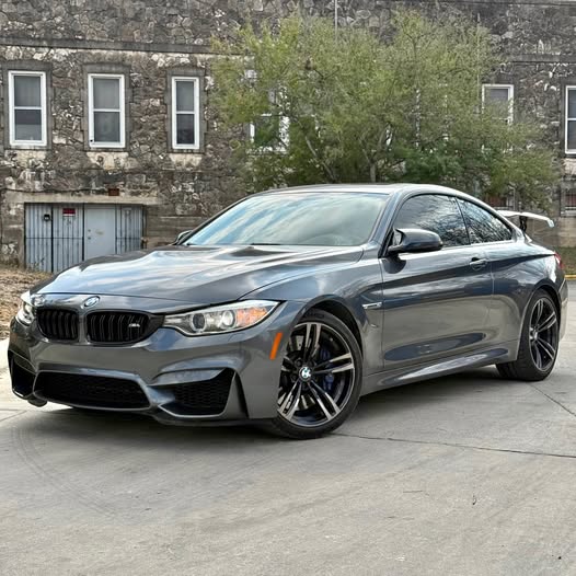 2016 BMW M4 - Coupe 2D