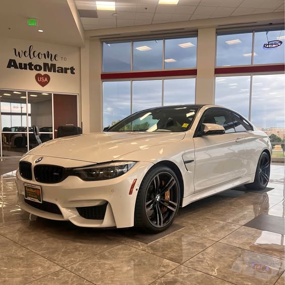 2018 BMW M4 - M4
