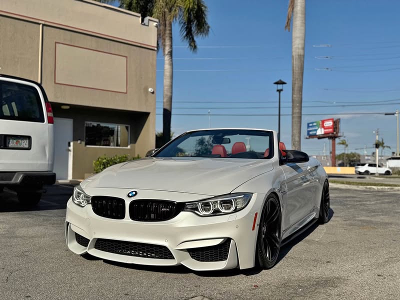 2015 BMW M4 - Convertible 2D