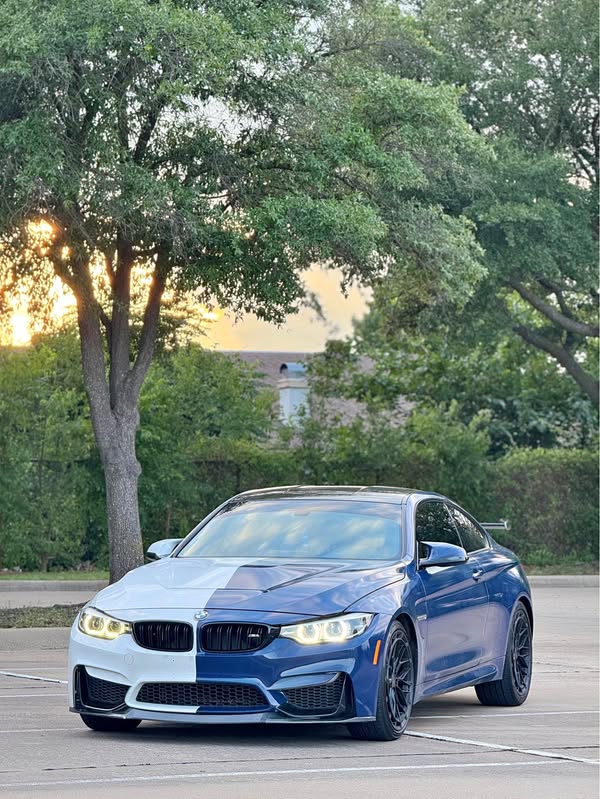 2018 BMW M4 - Coupe 2D