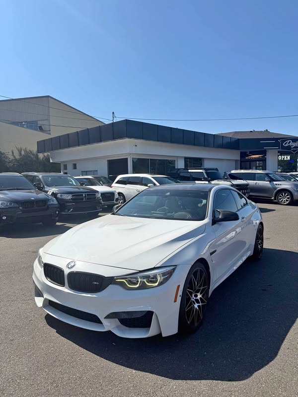 2018 BMW M4 - M4