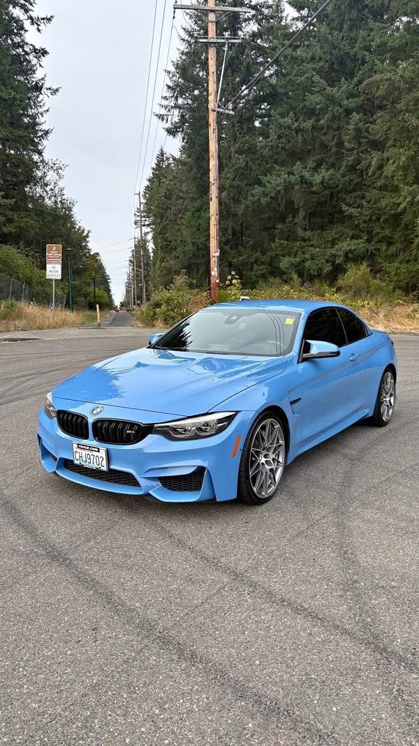 2020 BMW M4 - Convertible 2D
