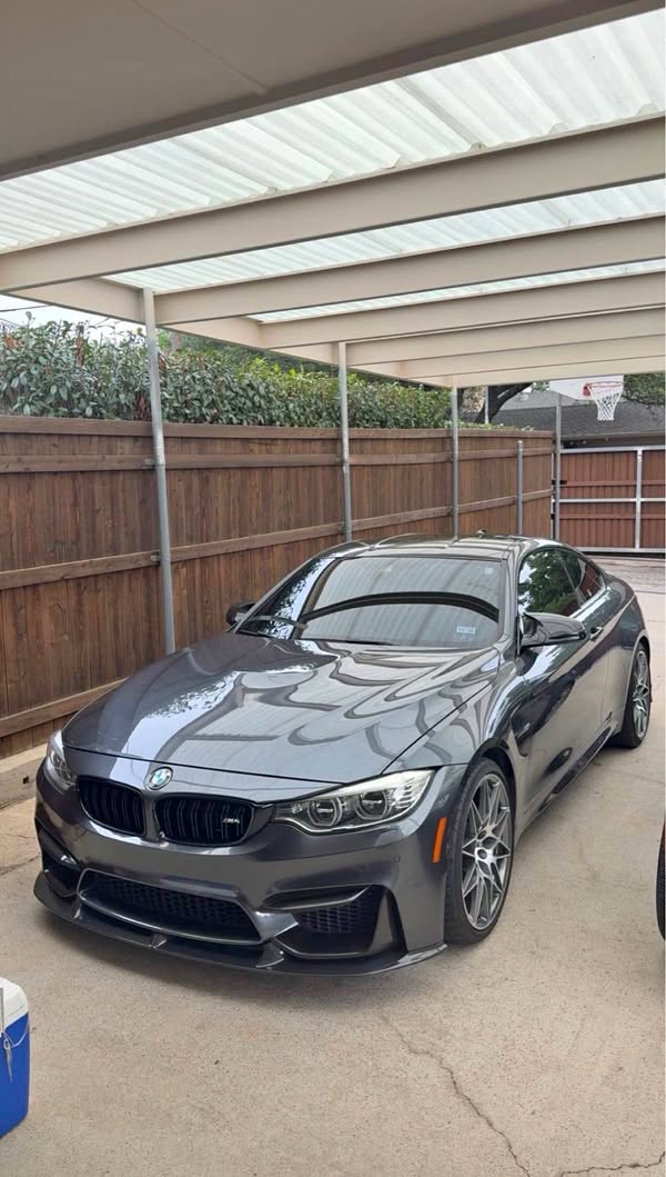 2017 BMW M4 - M4