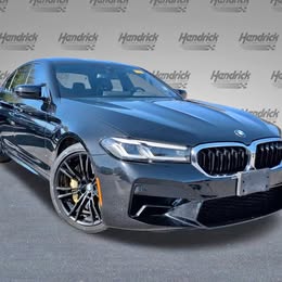 2023 BMW M5