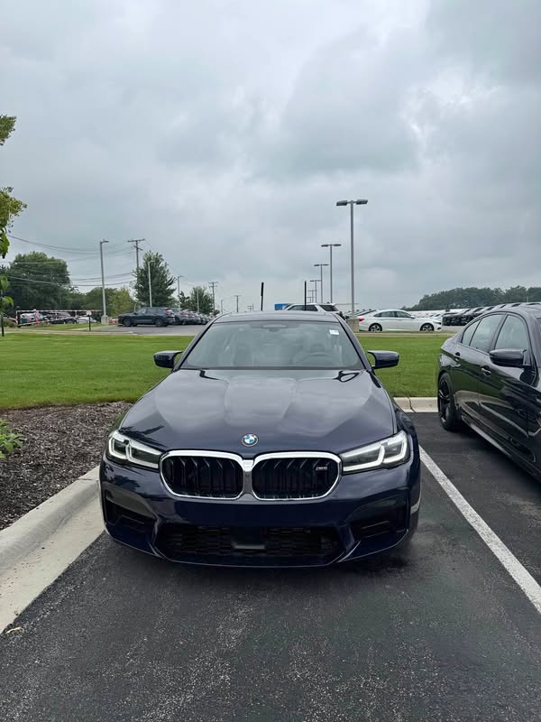 2023 BMW M5 - Sedan 4D