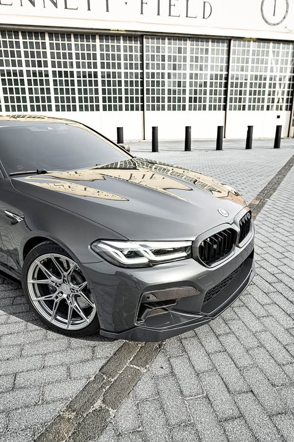 2021 BMW M5 - Sedan 4D