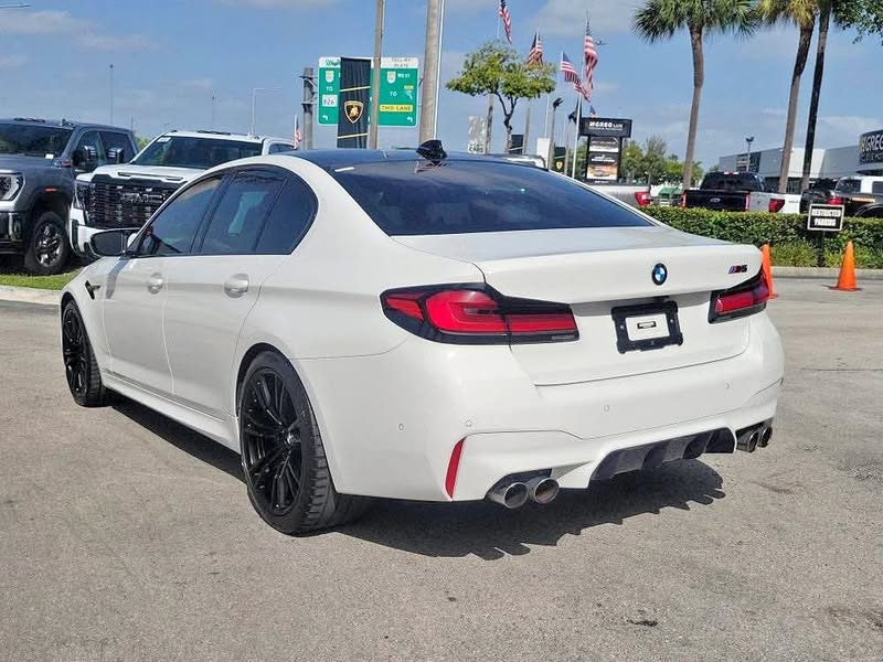 2023 BMW M5 - Sedan 4D