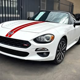 2019 Fiat 124 Spider Urbana Edition