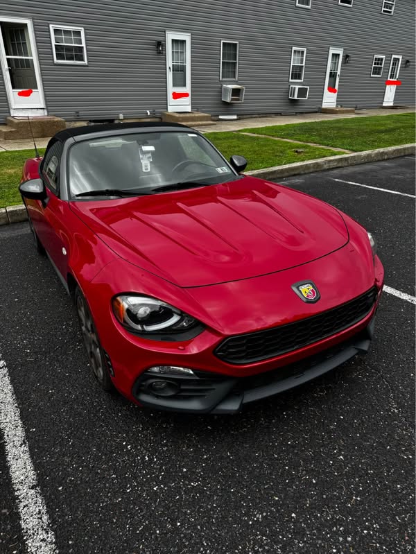 2019 Fiat 124 Spider - Abarth Convertible 2D
