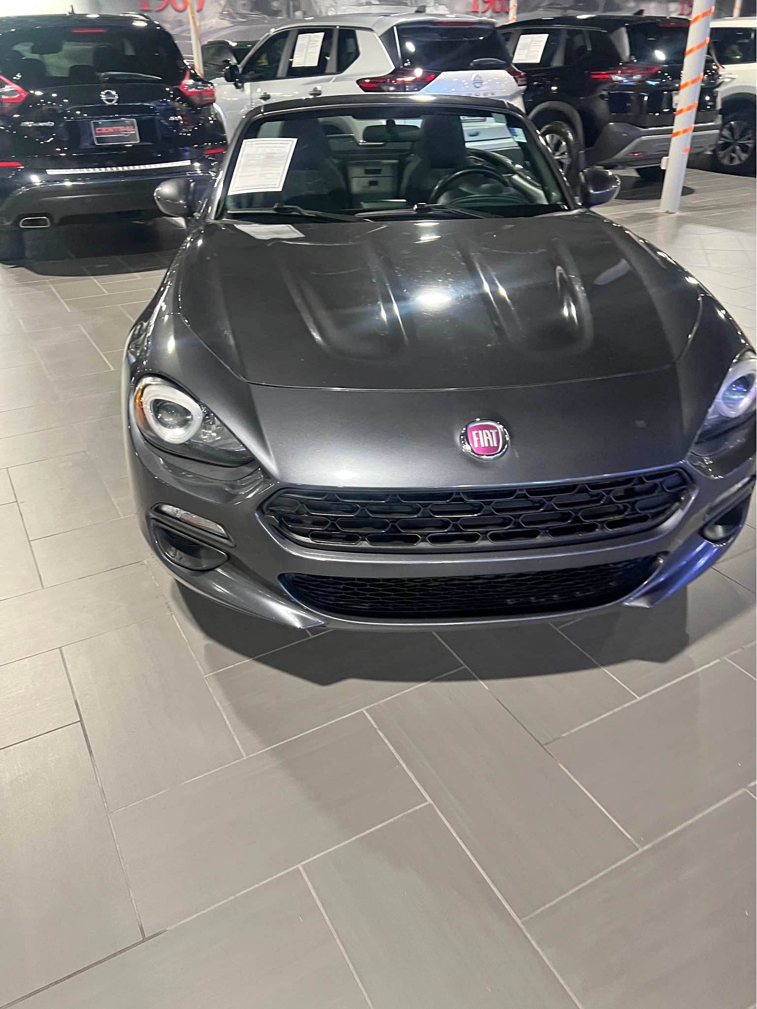 2018 Fiat 124 Spider - Classica Convertible 2D