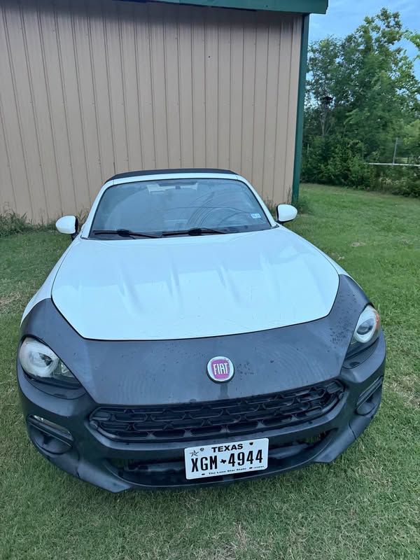 2018 Fiat 124 Spider - Lusso Convertible 2D