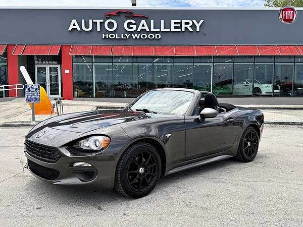 2019 Fiat 124 Spider - Classica Convertible 2D