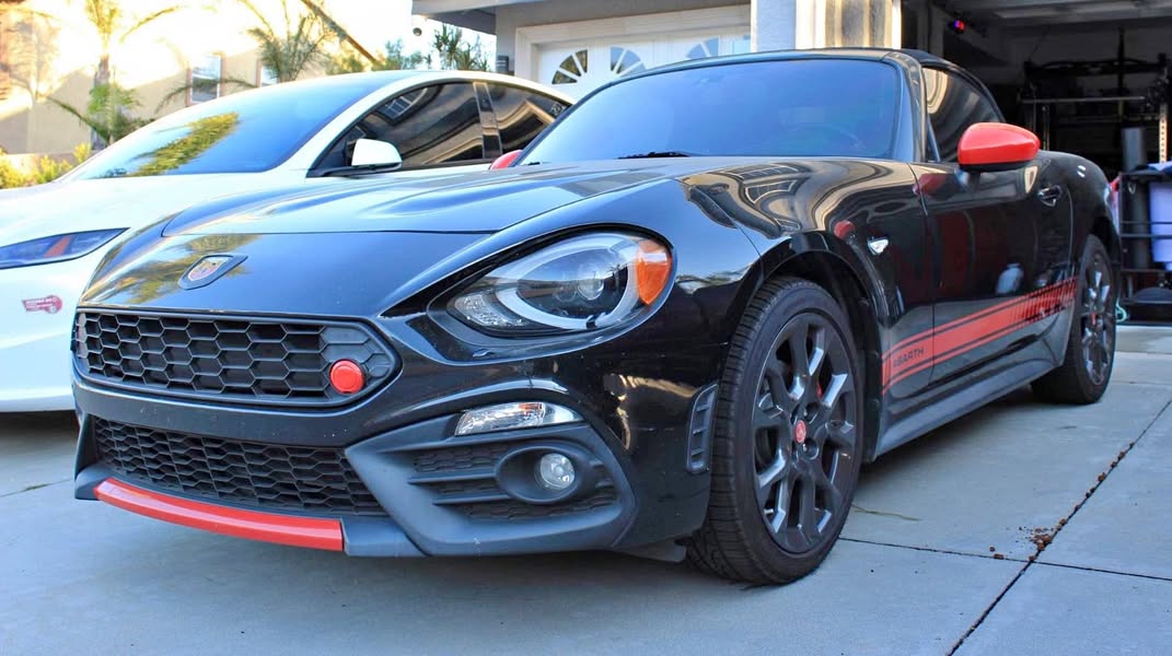2019 Fiat 124 Spider - Abarth Convertible 2D