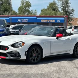 2020 Fiat 124 Spider Abarth Convertible 2D