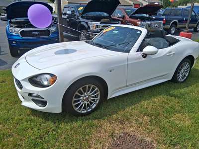 2018 Fiat 124 Spider - Classica Convertible 2D