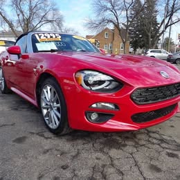 2017 Fiat 124 Spider - Classica Convertible 2D
