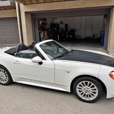 2020 Fiat 124 Spider - Classica Convertible 2D