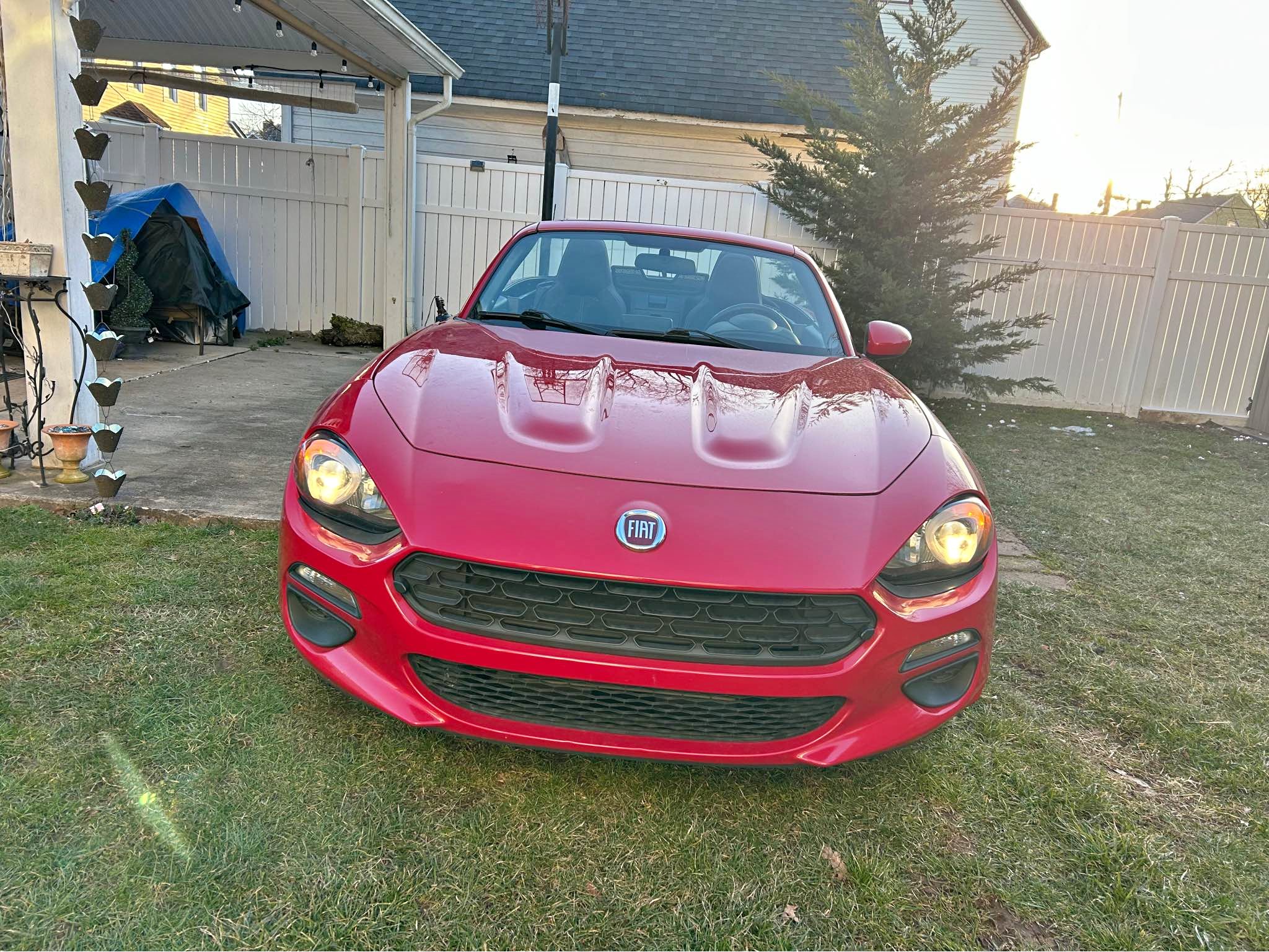 2018 Fiat 124 Spider - Classica Convertible 2D