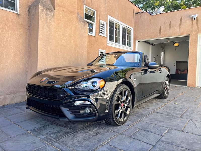 2017 Fiat 124 Spider Abarth Convertible 2D