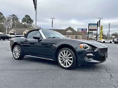 2020 Fiat 124 Spider - Lusso Convertible 2D