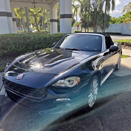 2017 Fiat 124 Spider - Lusso Convertible 2D
