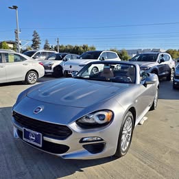 2017 Fiat  124 Spider Classica