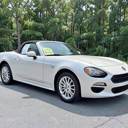 2018 FIAT 124 Spider Classica \ud83e\udd18 98248 Miles