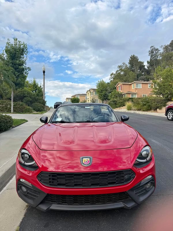 2019 Fiat 124 Spider - Abarth Convertible 2D