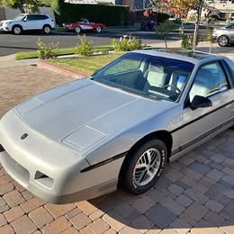 1985 Pontiac fiero