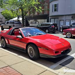 1986 Pontiac fiero - 2M6