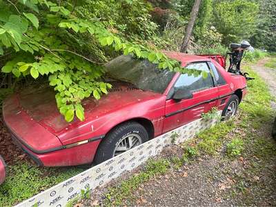 1984 Pontiac fiero - 2m4 -2n6