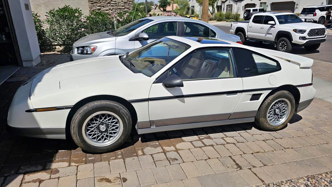 1986 Pontiac Fiero