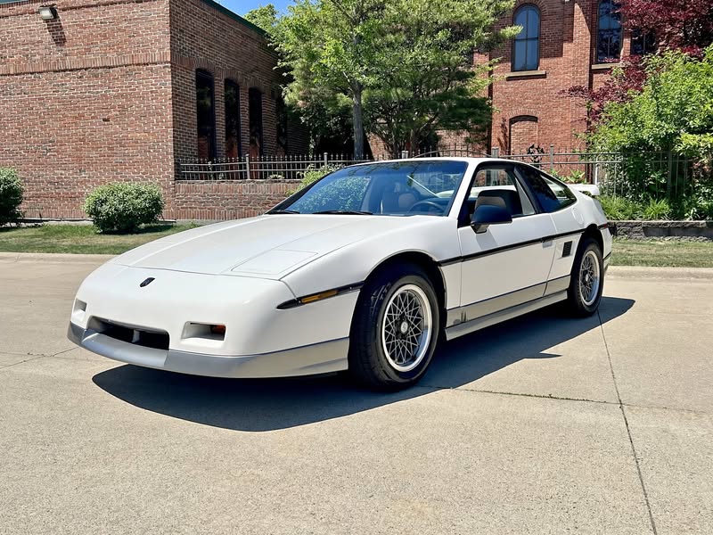 1985 Pontiac Fiero GT