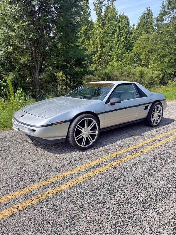 1988 Pontiac Fiero